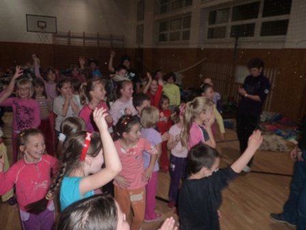 Noc v skole1